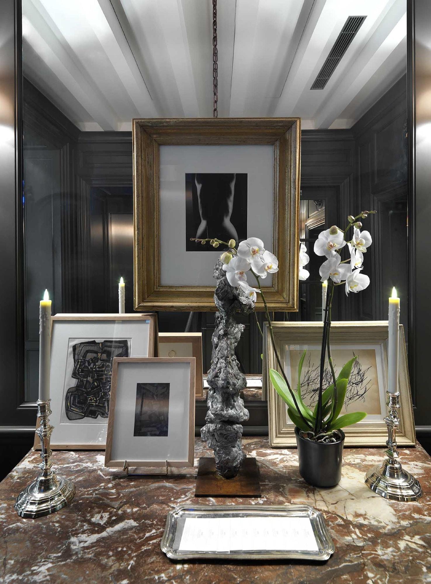 Marquis Faubourg Saint-honore Parijs